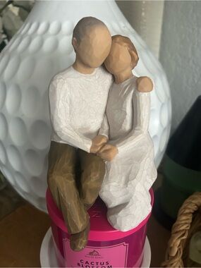 Willow Tree Embrace Couple Sculpture - Cream, Beige, Tan